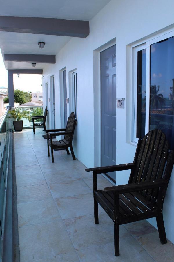 Barefoot Caye Caulker Hotel Exterior photo