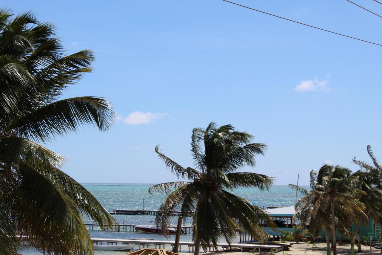 Barefoot Caye Caulker Hotel Exterior photo