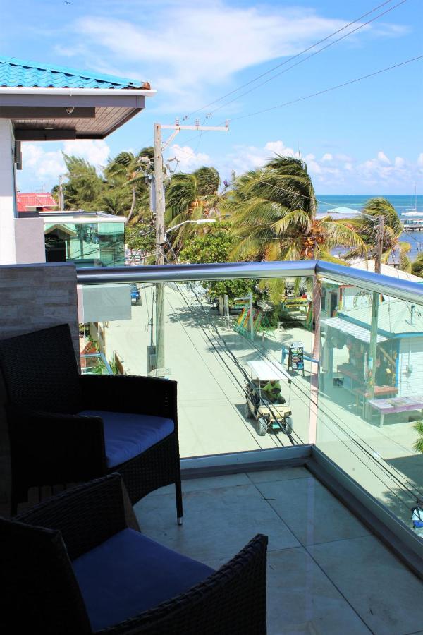 Barefoot Caye Caulker Hotel Exterior photo